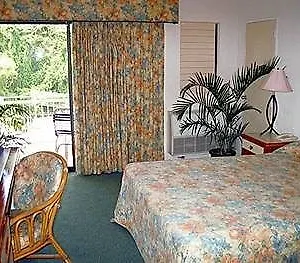 Hotel Cascadia, Belmont